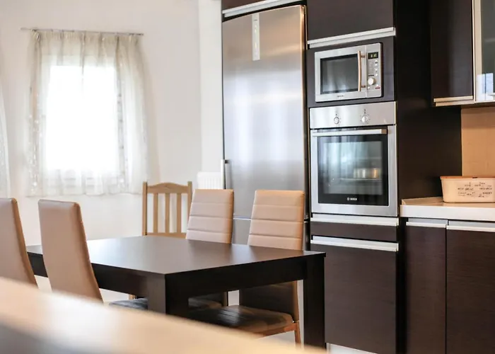 Apartament Meteora's Secret Garden House#2 *