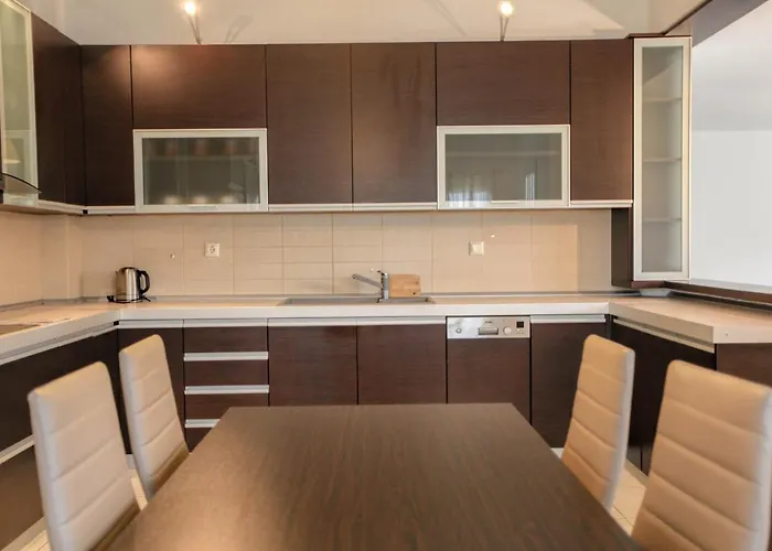 Apartament Meteora's Secret Garden House#2