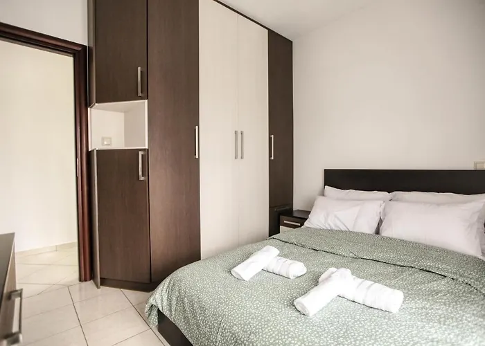 Meteora's Secret Garden House#2